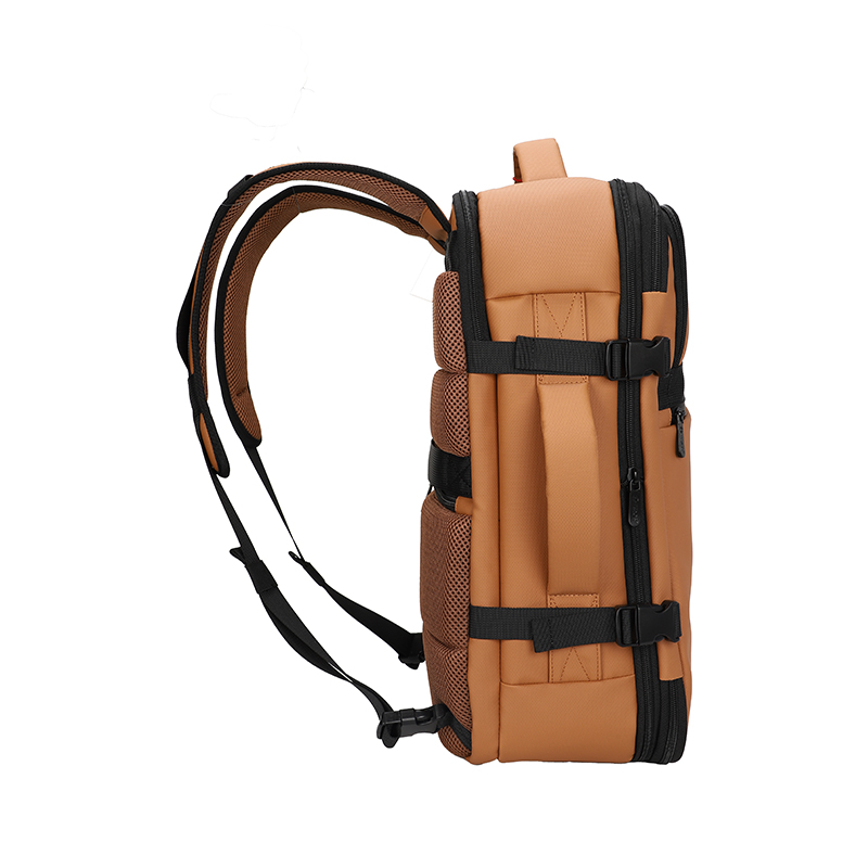 Travel Backpack Teros TE-9038BW, para Notebooks de hasta 15.6", Color Brown
